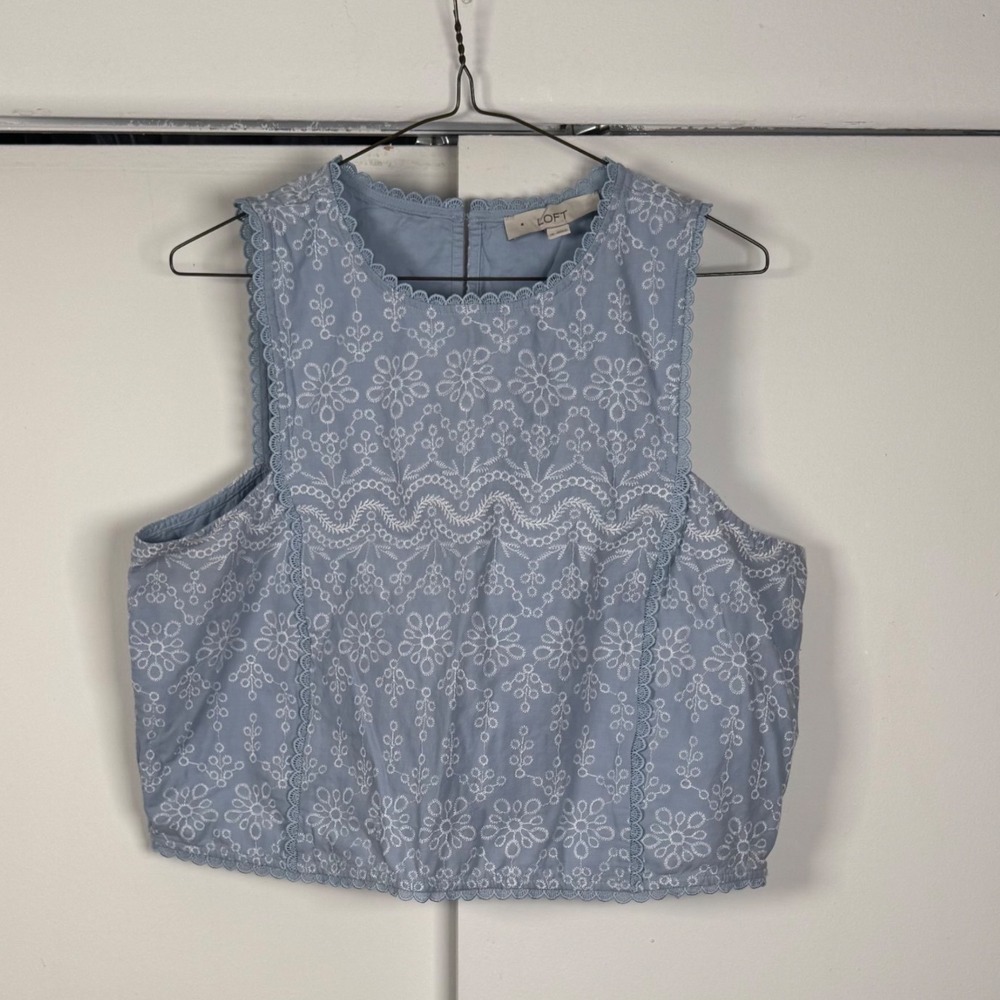 Loft Womens Light Blue Floral Eyelet Ruffle Lace Trim Sleeveless Crop Top Sz 16